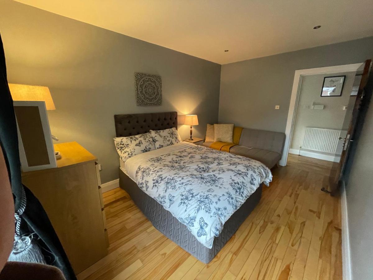 קילקני Penthouse Apartment מראה חיצוני תמונה