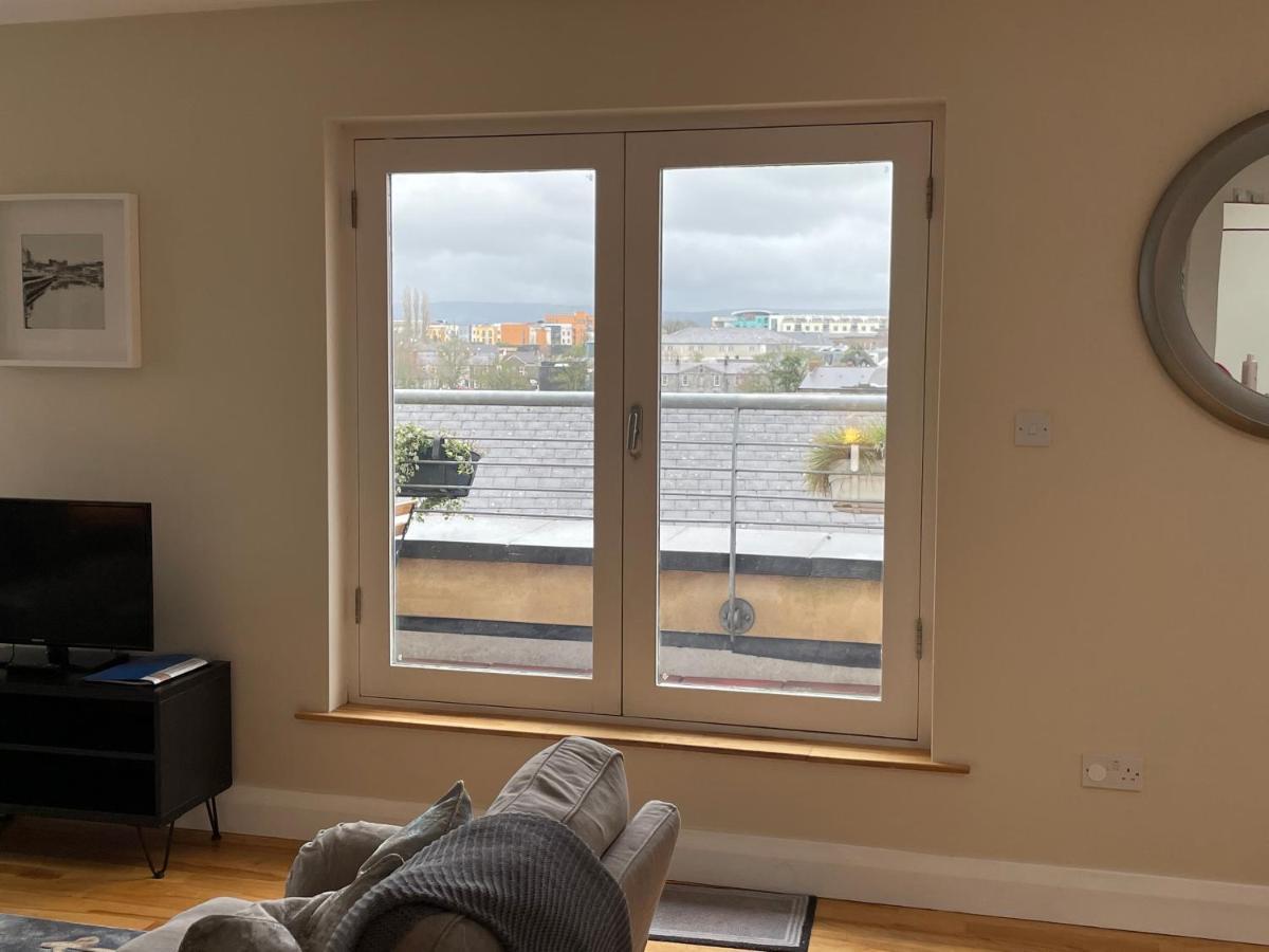 קילקני Penthouse Apartment מראה חיצוני תמונה