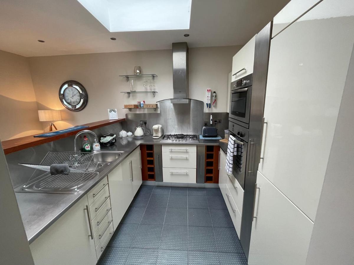 קילקני Penthouse Apartment מראה חיצוני תמונה